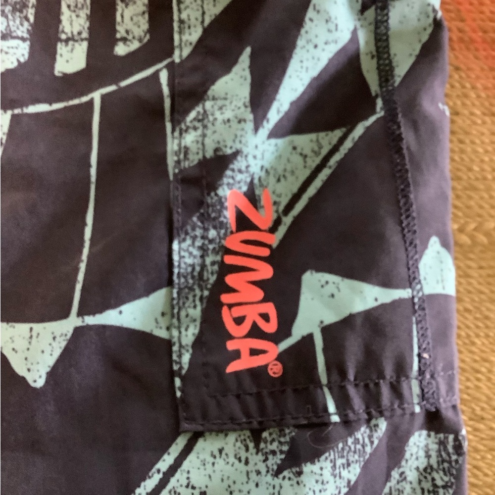 Zumba Fitness Black and Teal Leggings